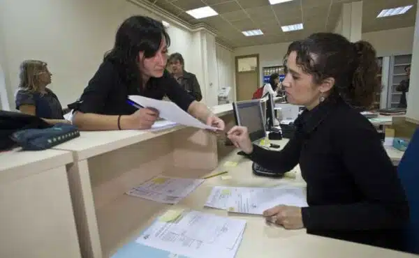 Administrativo Universidad Cantabria