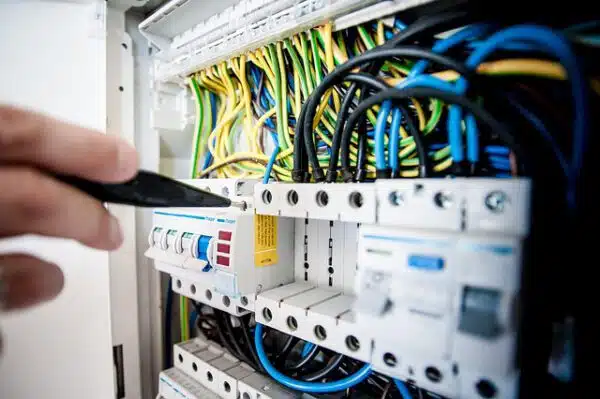 Oficial Electricista Guadalajara